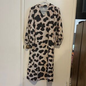 Stylish Black and Cream Animal Print Dress